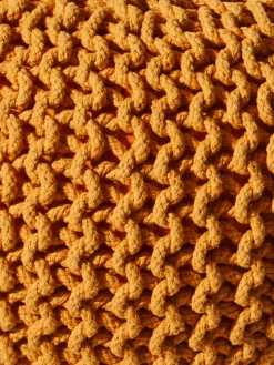 Strick-Pouf, Yellow 7 Strick-Pouf, Yellow -KIBEK Verkäufe Kiruna Sitzpouf gelb yellow lup