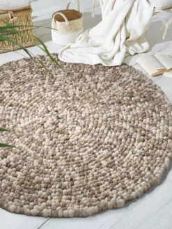 Filzkugel-Teppich, Natur