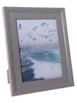 Bilderrahmen, Grau