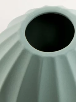 Vase, Peacock Green 8 Vase, Peacock Green -KIBEK Verkäufe Vercelli Vase Gruen PeacockGreen 13x13x102C5 lup1